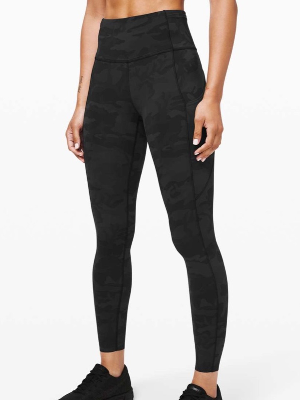 Lululemon Fast and Free Tight II 25” *Non-Reflective Nulux Incognito Camo Multi